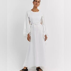 Brand new Dissh Molly Linen Dress in white